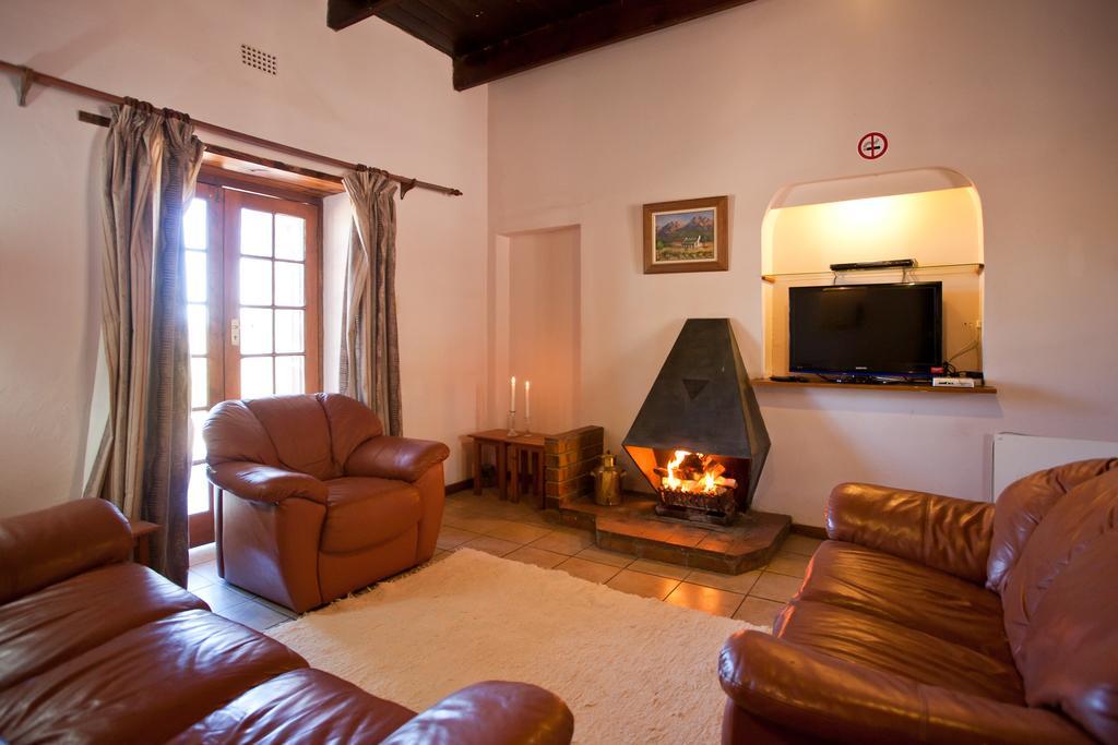 Red Stone Hills Villa Buffelskloof ภายนอก รูปภาพ